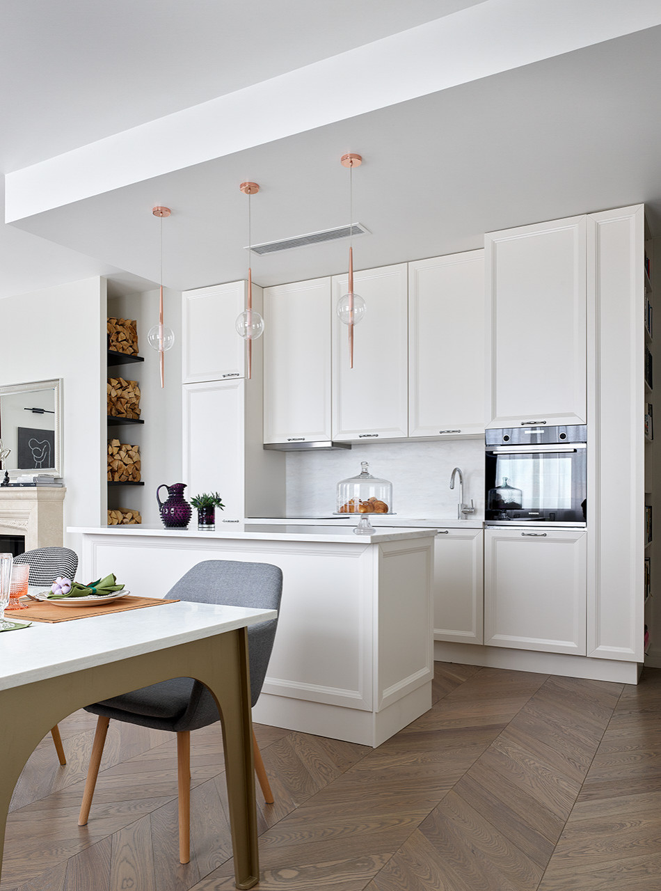 В гостях: Квартира с камином и открытым балконом