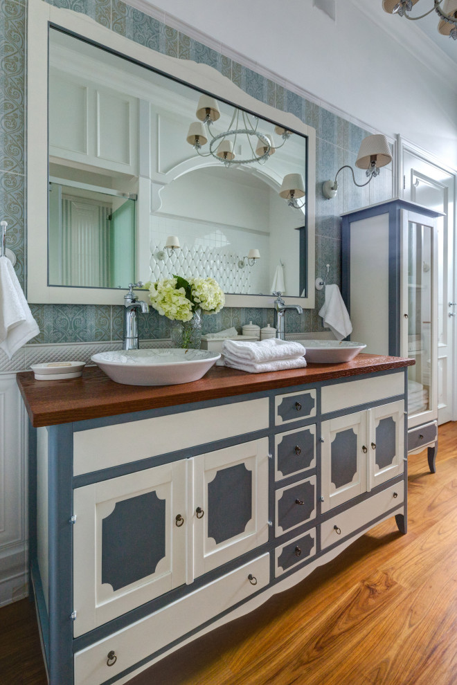 Четыре Солнца