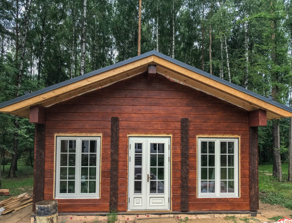 Особняк и Баня в русском стиле с витражом Тиффани