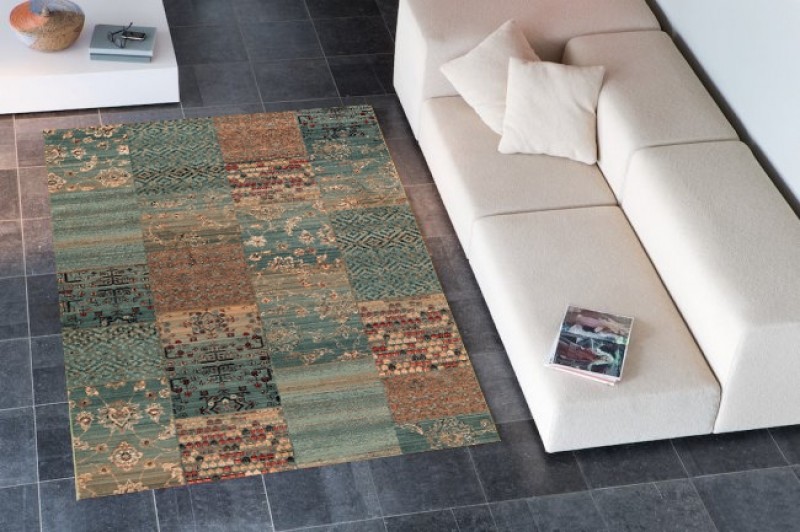 Фото ковров в классическом интерьере