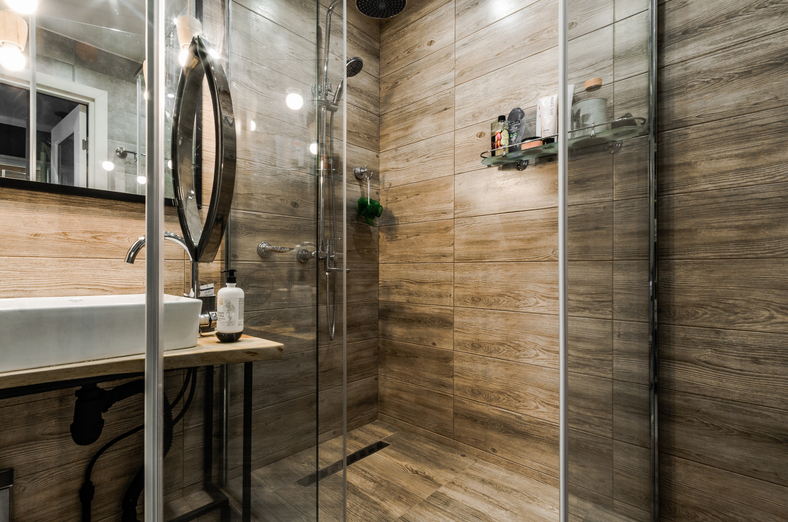 Сан.узел на Пражской - маленький лофт!