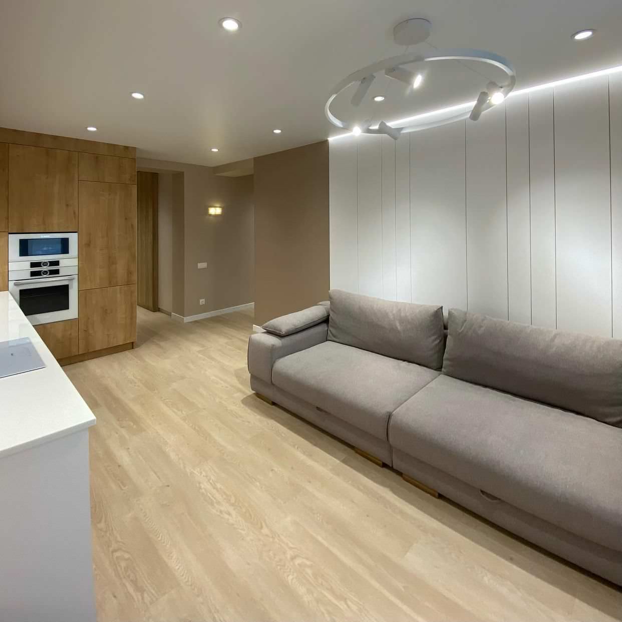 Обложка проекта: Прямая кухня на заказ