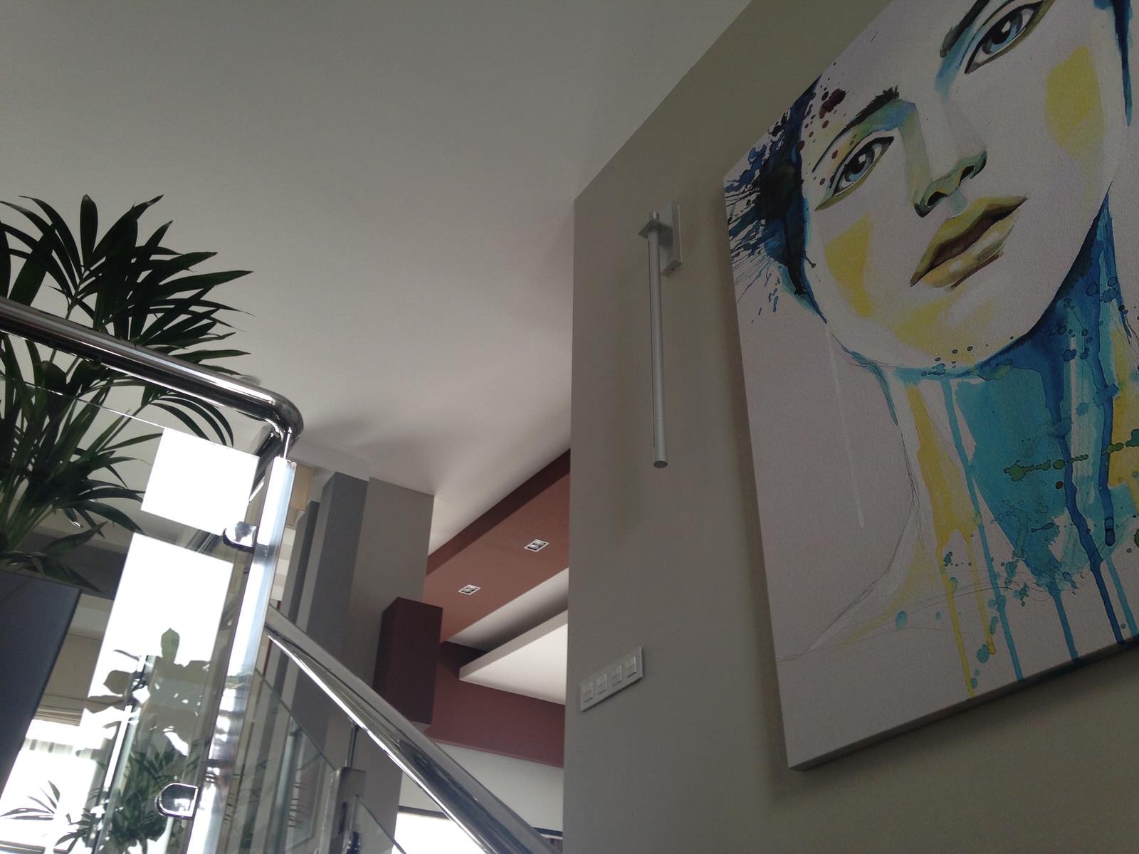 Картины на стене