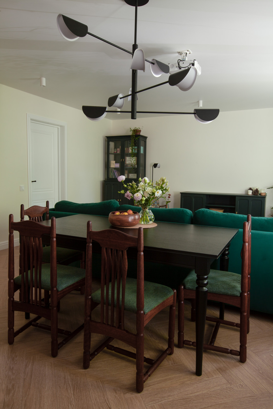 Реализация квартиры для флористов в Воронеже