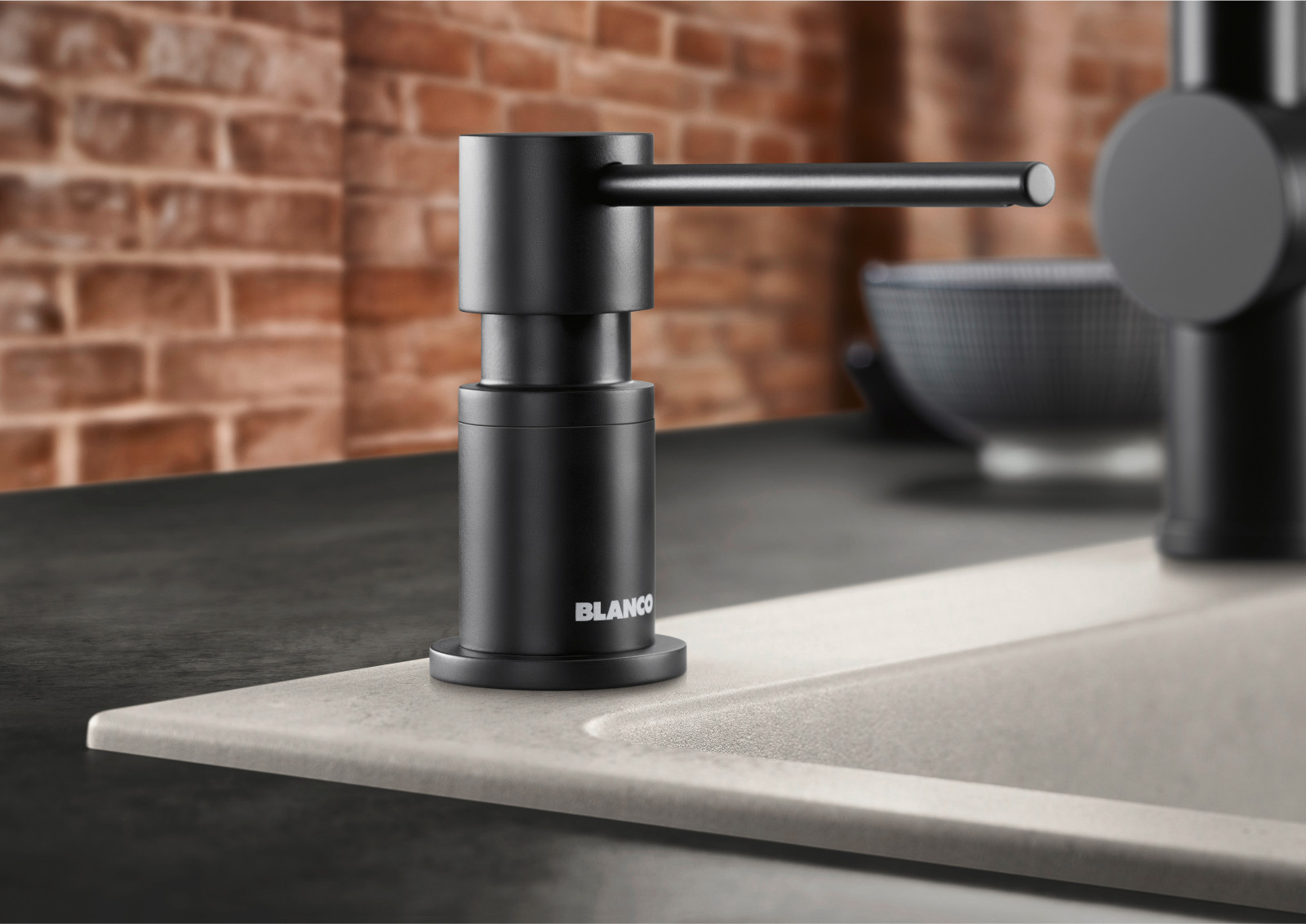 Обложка проекта: Дозаторы жидкого моющего средства