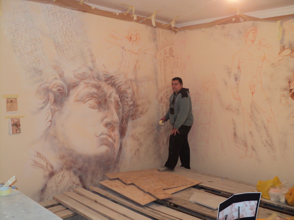 Декорирование стен Лестничного пространства