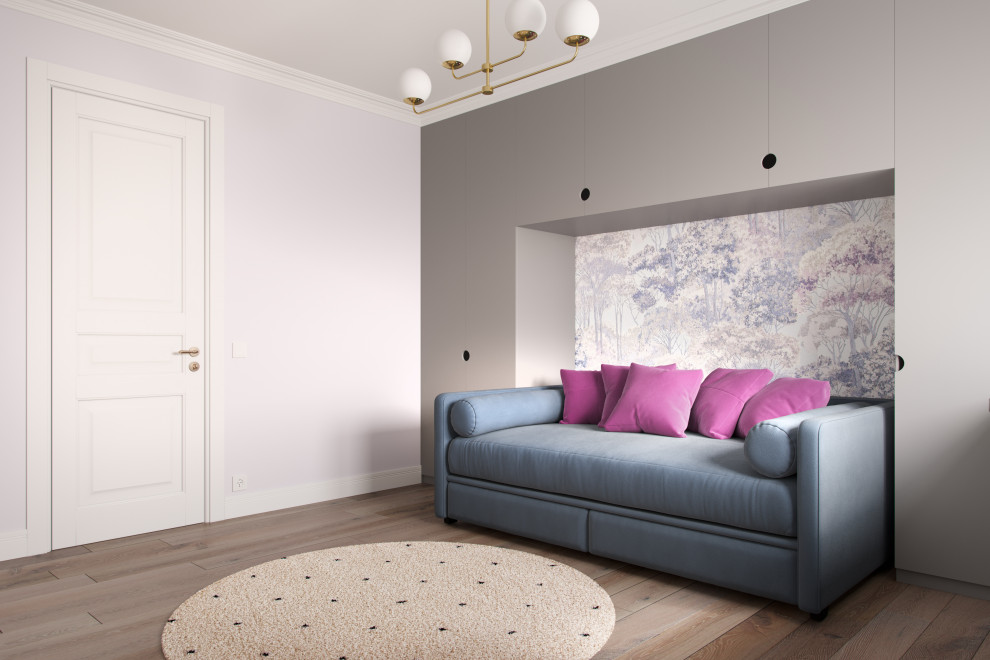 Сиреневая квартира для мамы и дочки