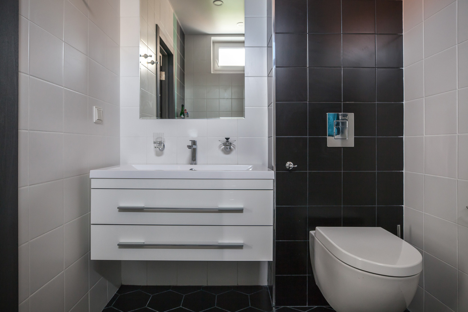 Трешка на 13-м этаже