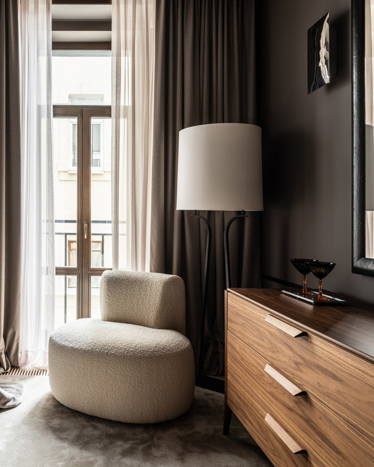 APPARTEMENT DE COLLECTIONNEURS