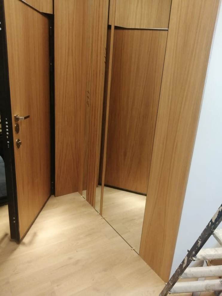 Зеркальная конструкция