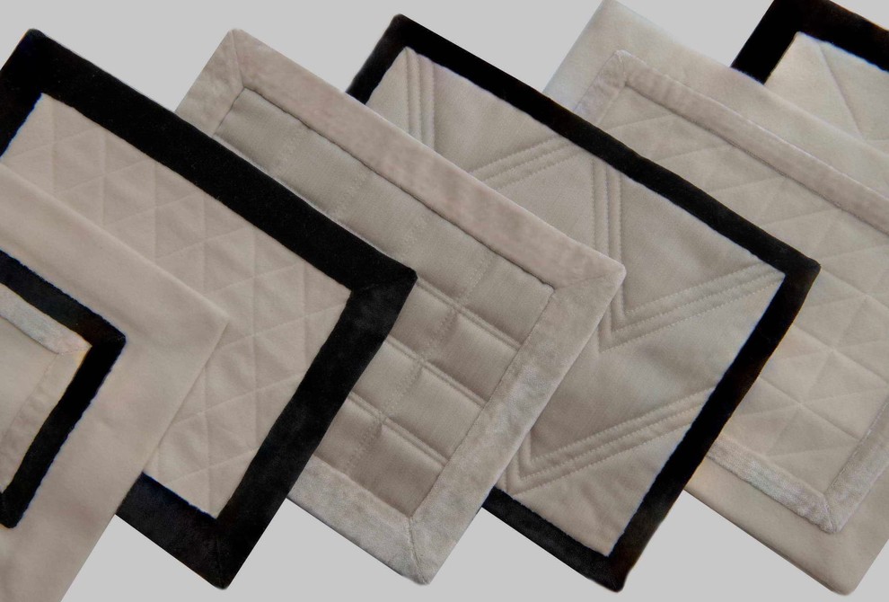 Обложка проекта: Luxury Curtains. Cozy blankets and bedspreads