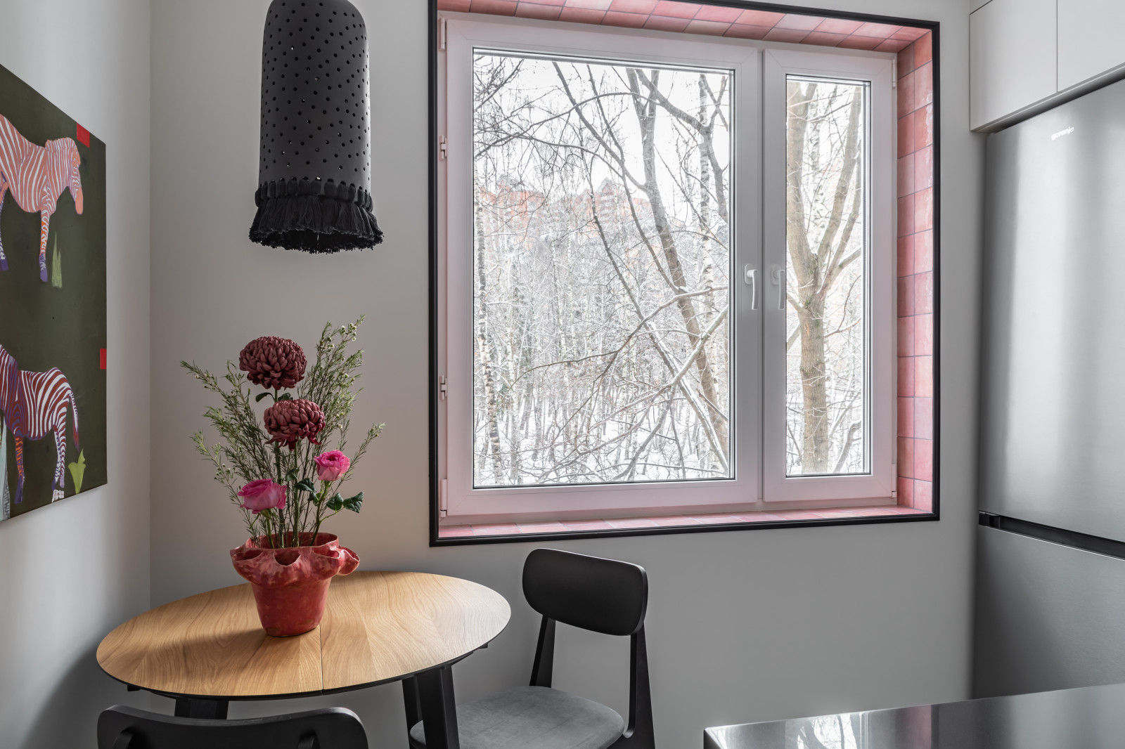 Обложка проекта: Уютная однокомнатная квартира с большим окном