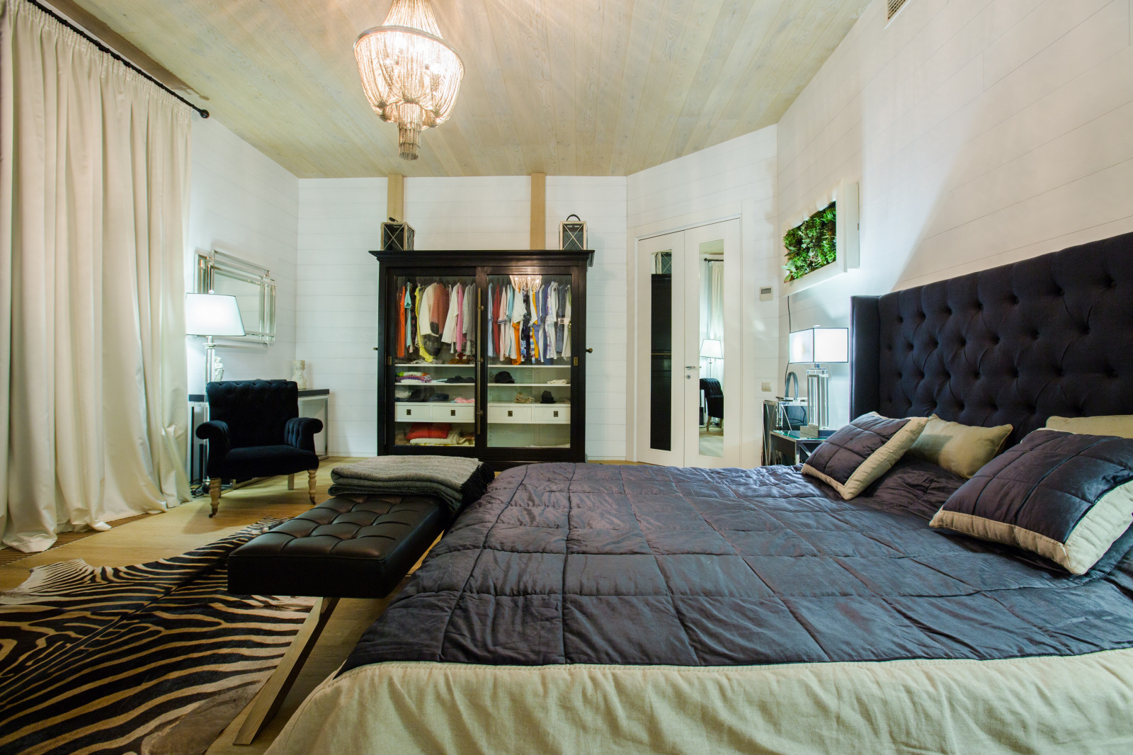 РЕЗИДЕНЦИЯ "ЛАЗУРНЫЙ БЕРЕГ"