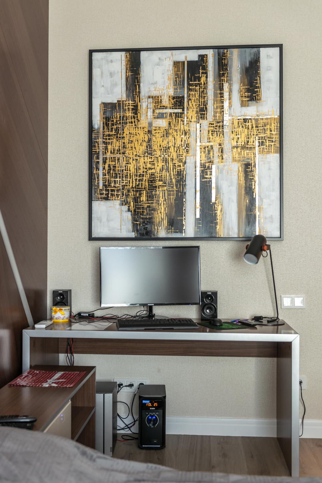 Дом с бассейном