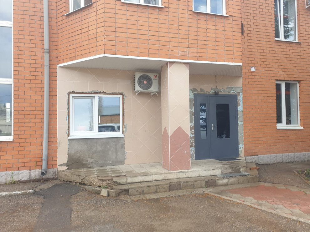 Реконструкция входной группы офиса. Эскизный проект.