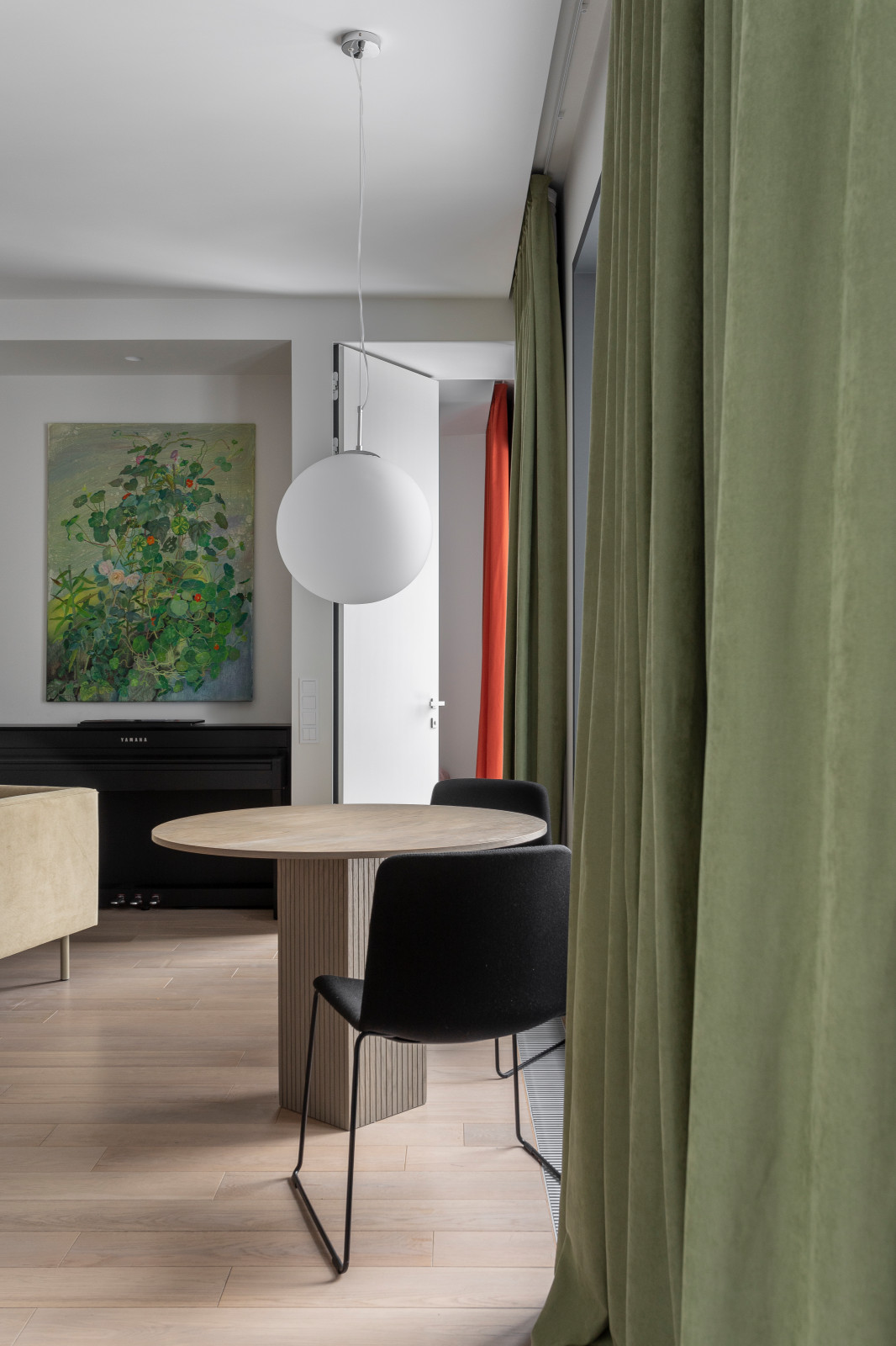 Обложка проекта: Flat for a couple of cardiologists