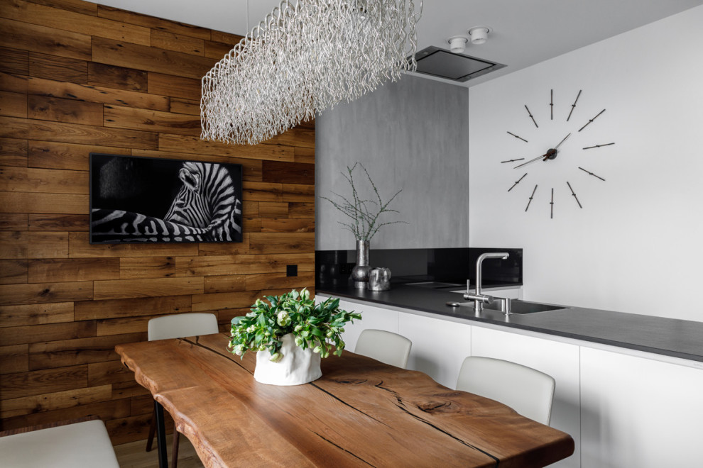 Обложка альбома: ФОтоохота: Черный фартук