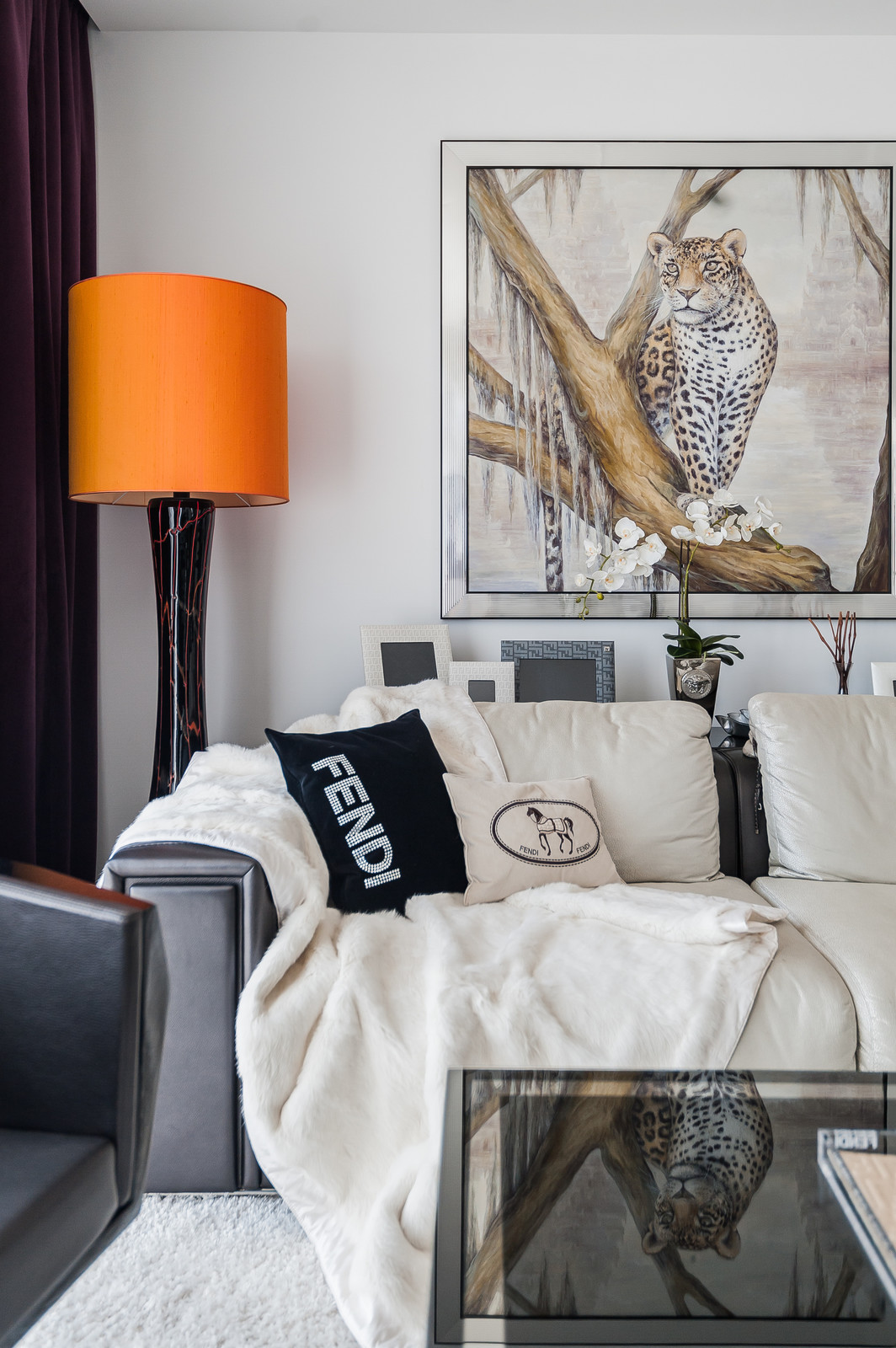 Дом с лошадиным бюстом