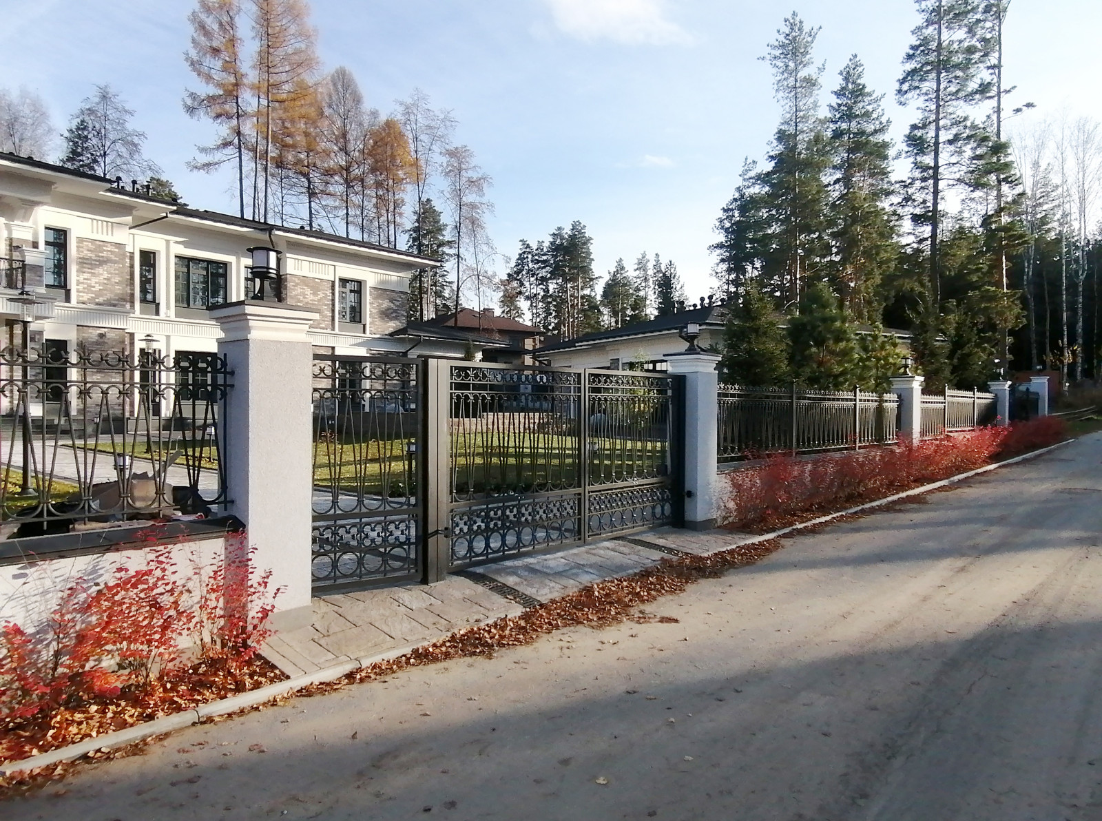 Частный жилой дом