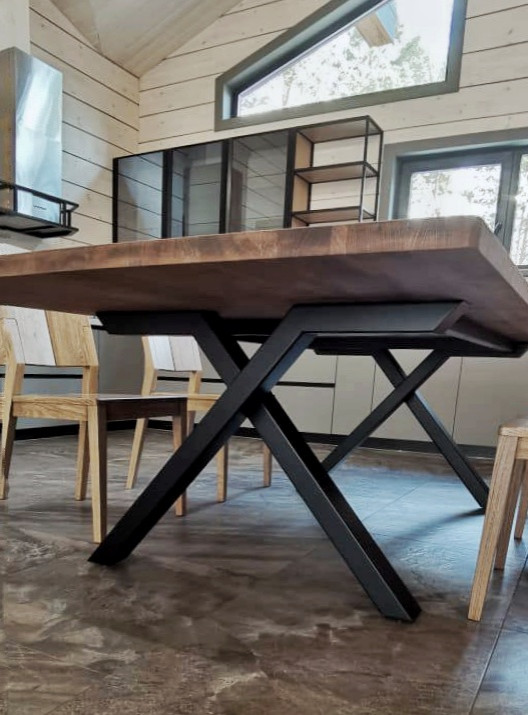 Обложка проекта: Стол