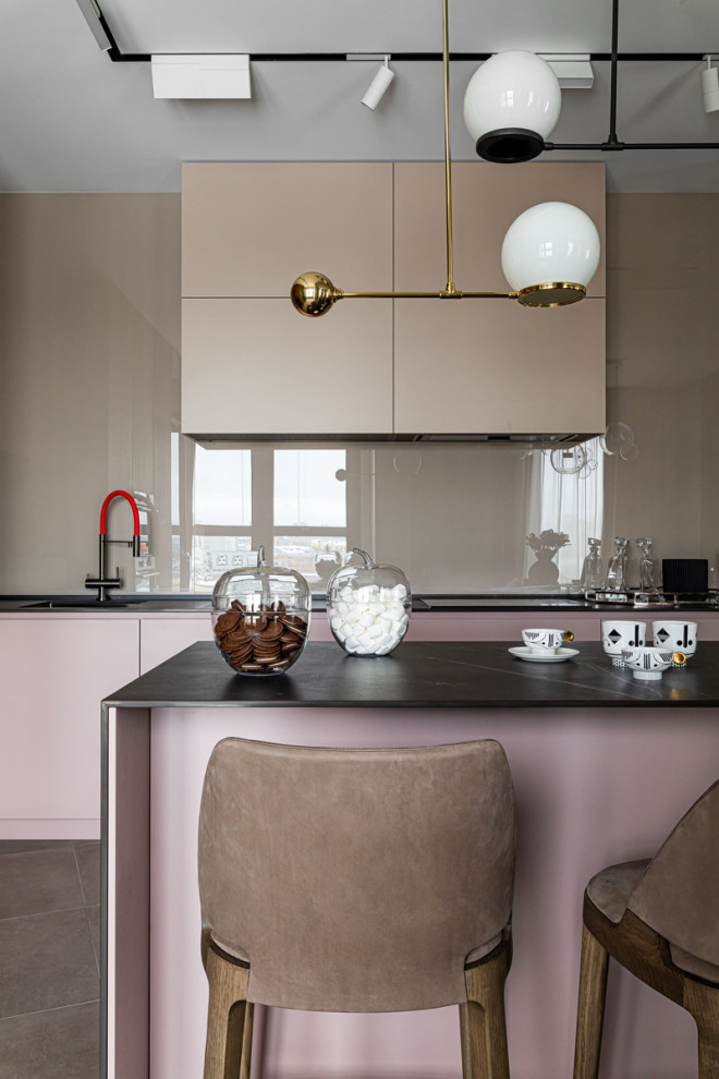 Микки Маус в "Кандинском"