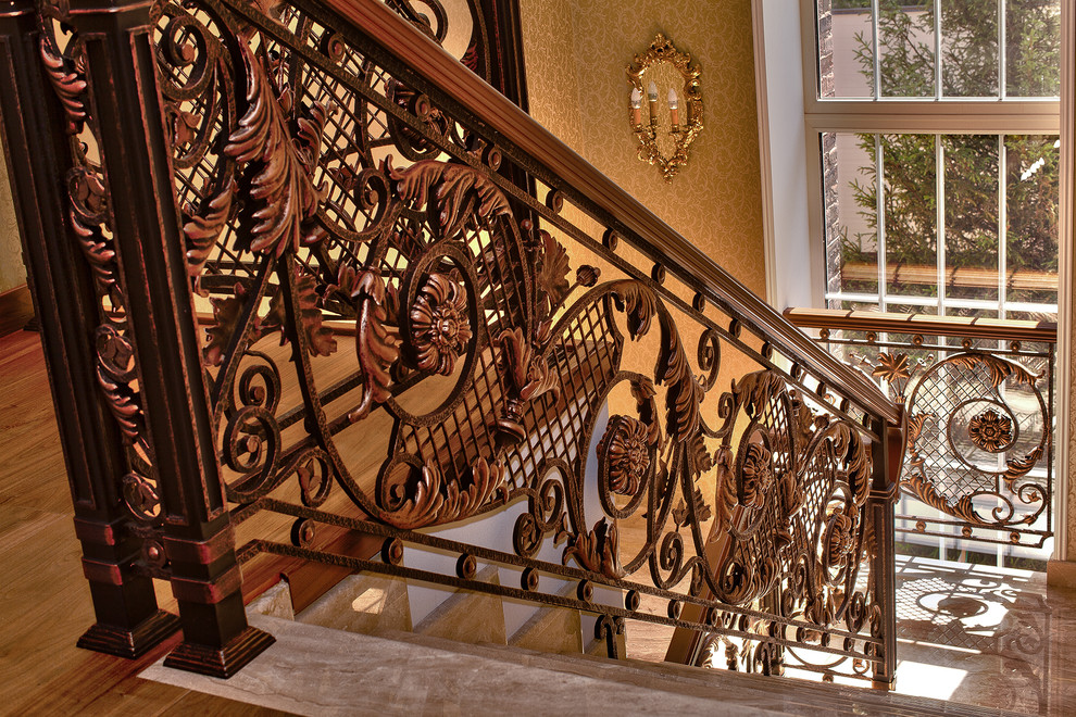 Кованые ворота, лестничное ограждение