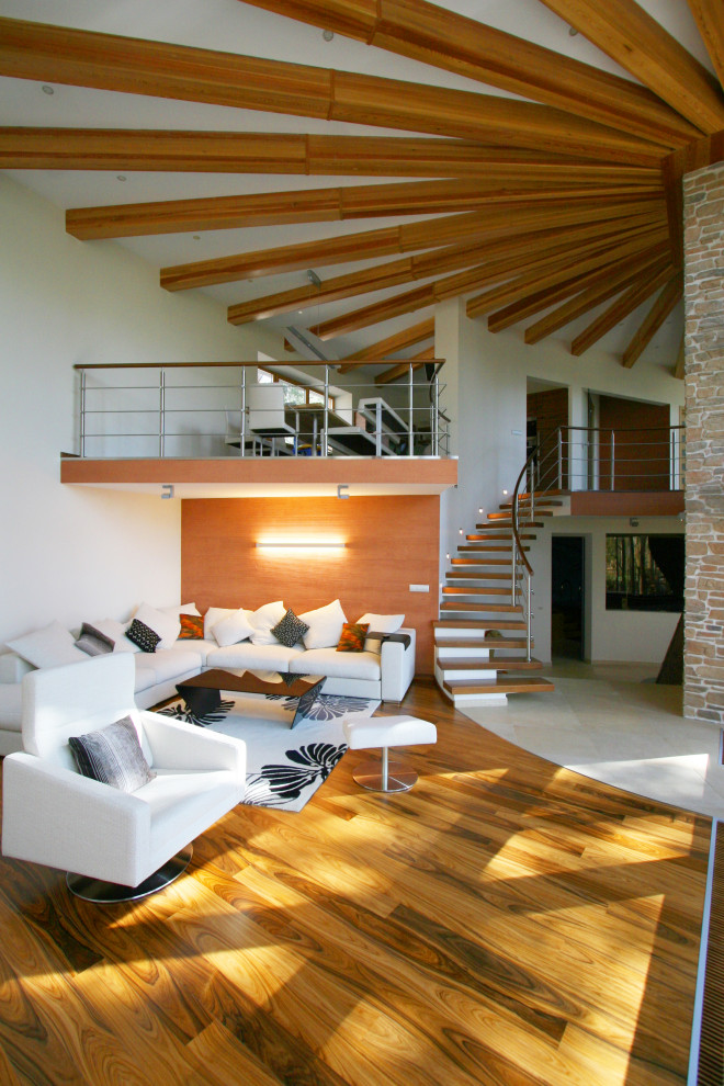 Частный дом по индивидуальному проекту на Рублёво-Успенском шоссе. Подмосковье