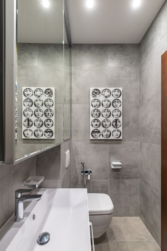 Трехкомнатная квартира в центре Москвы