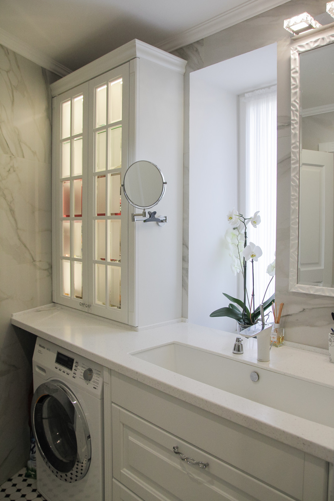 Воздушная классика. Квартира в центре города.