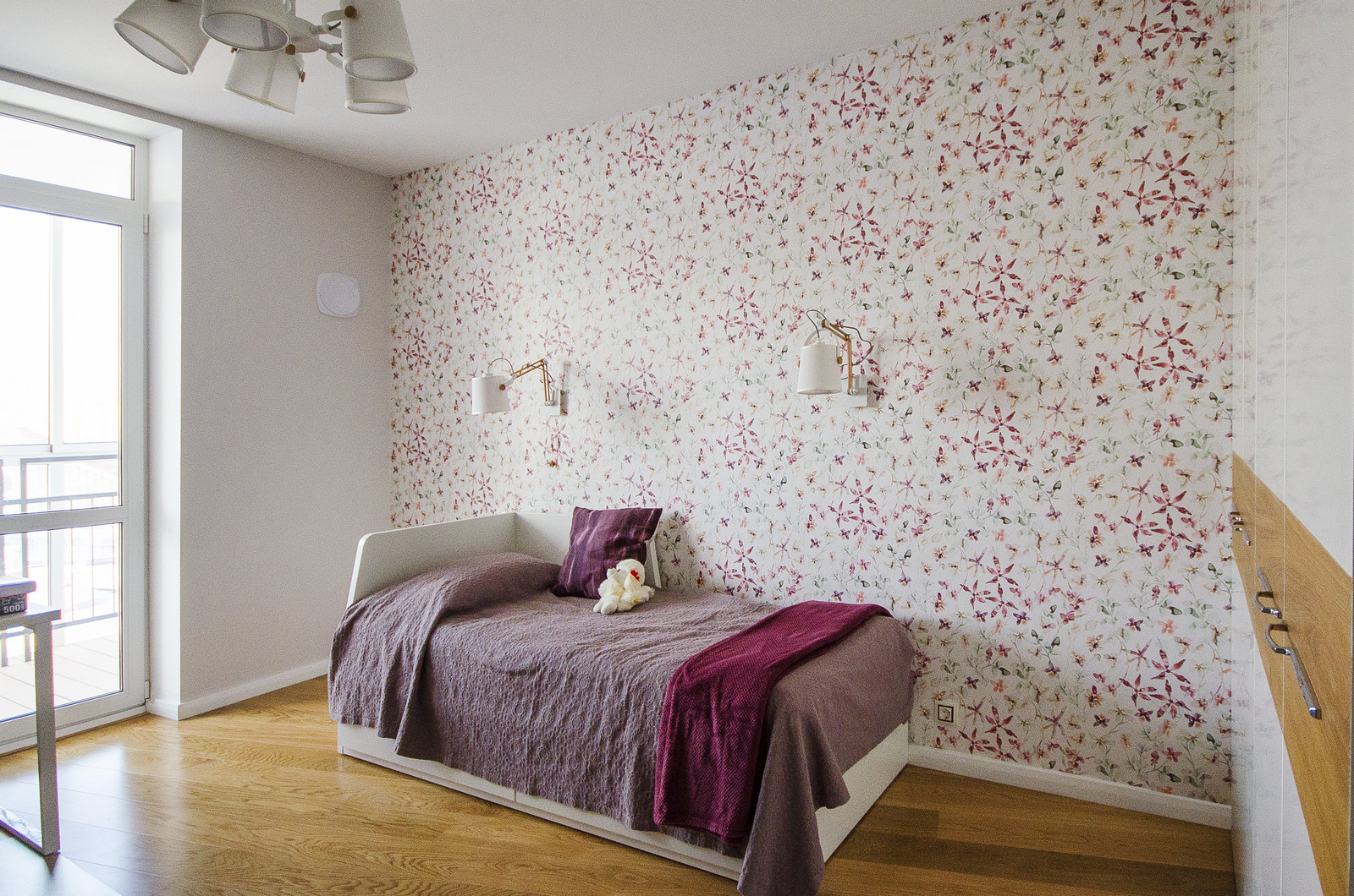 Обложка проекта: 100м бежевой эклектики