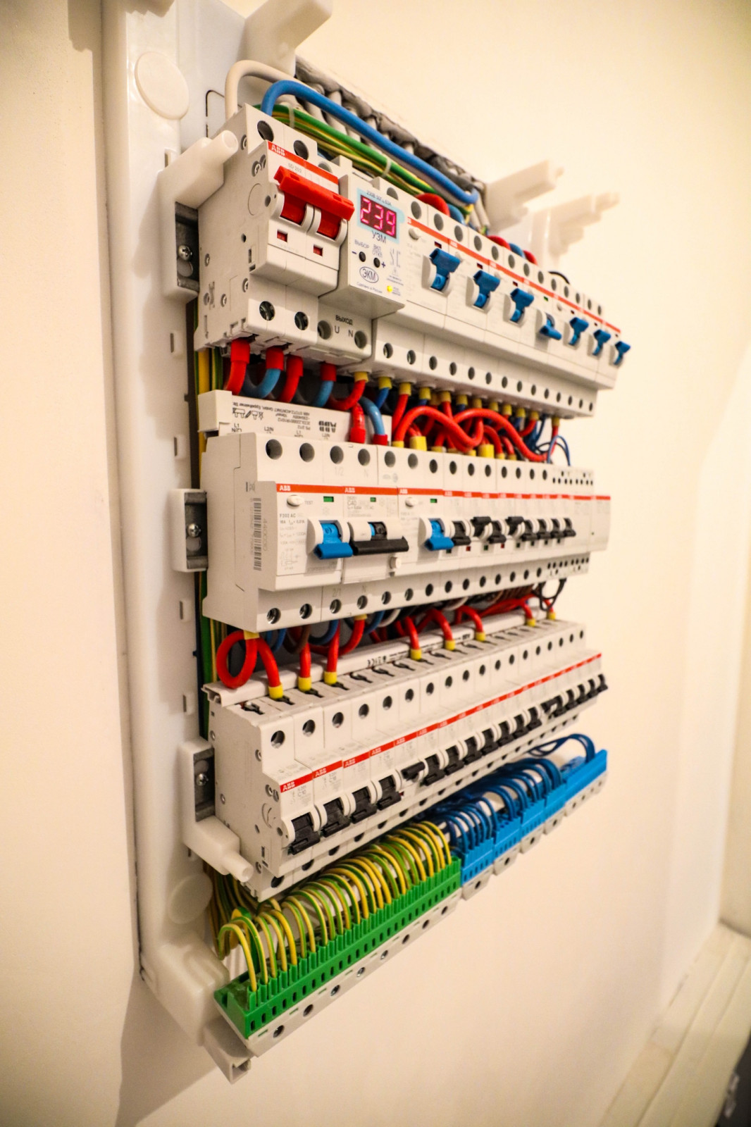 Электромонтажные работы