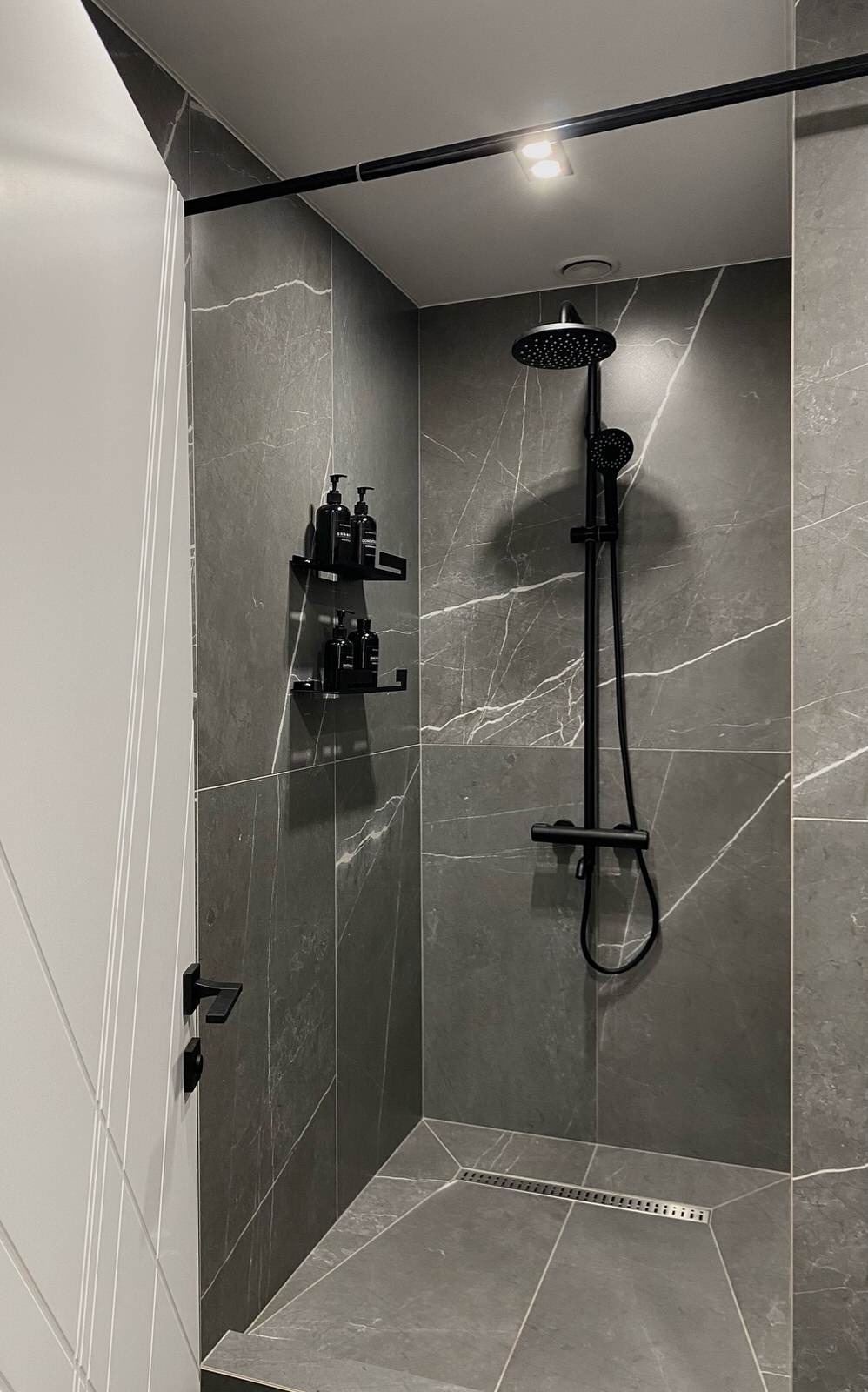 Обложка проекта: Студия растяжки на Петра Ломако 14, площадь 118м2