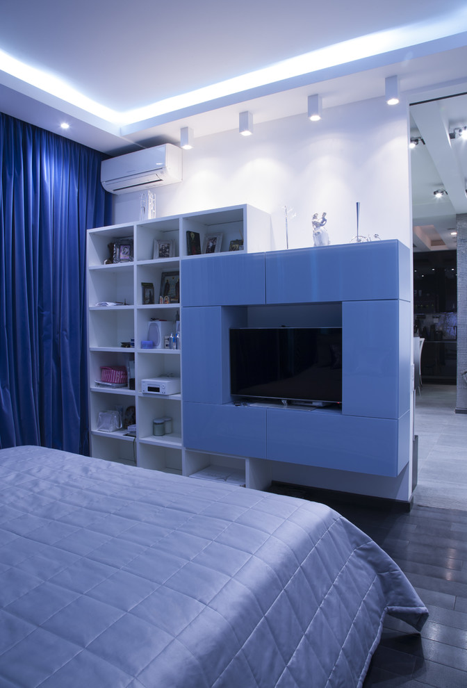 КВАРТИРА-СТУДИЯ 61,17 M2, В СТИЛЕ ПОП-АРТ НА САВВИНСКОЙ НАБ.