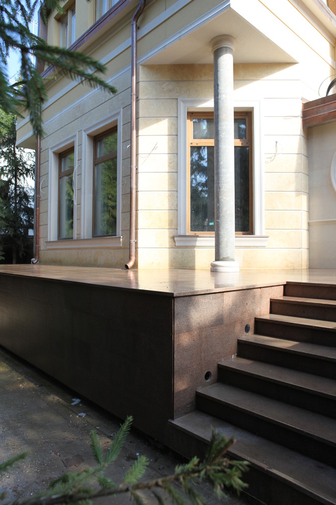 Облицовка природным камнем фасада №15