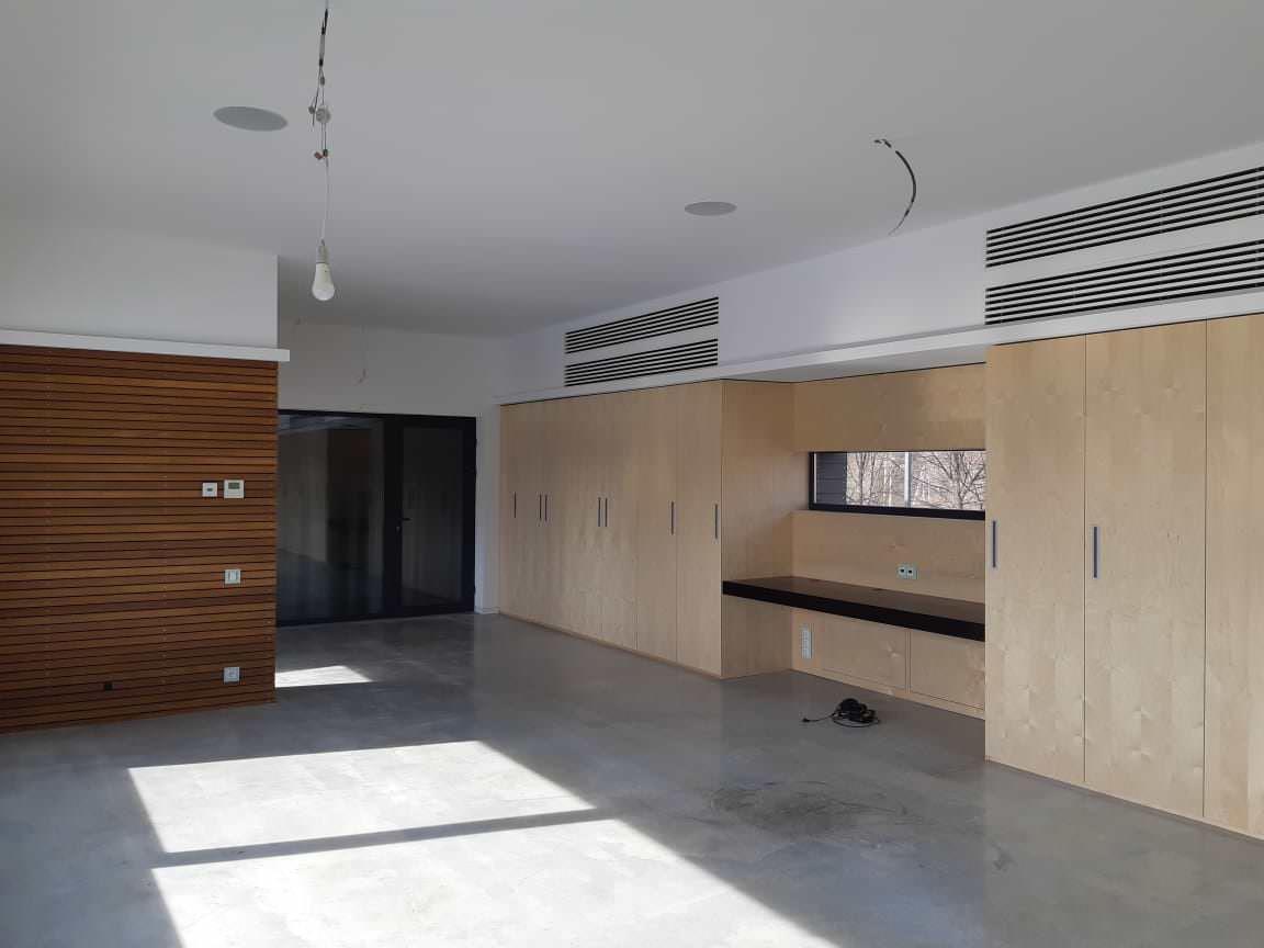 Реконструкция консоли над бассейном