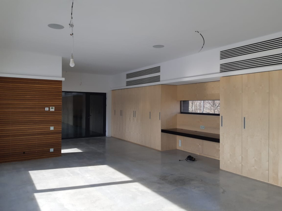 Реконструкция консоли над бассейном