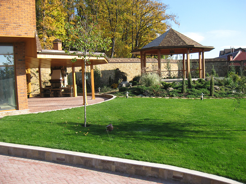 Частное домовладение с зимним садом