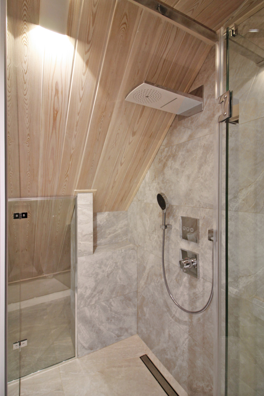 Срубовой коттедж в Рощино