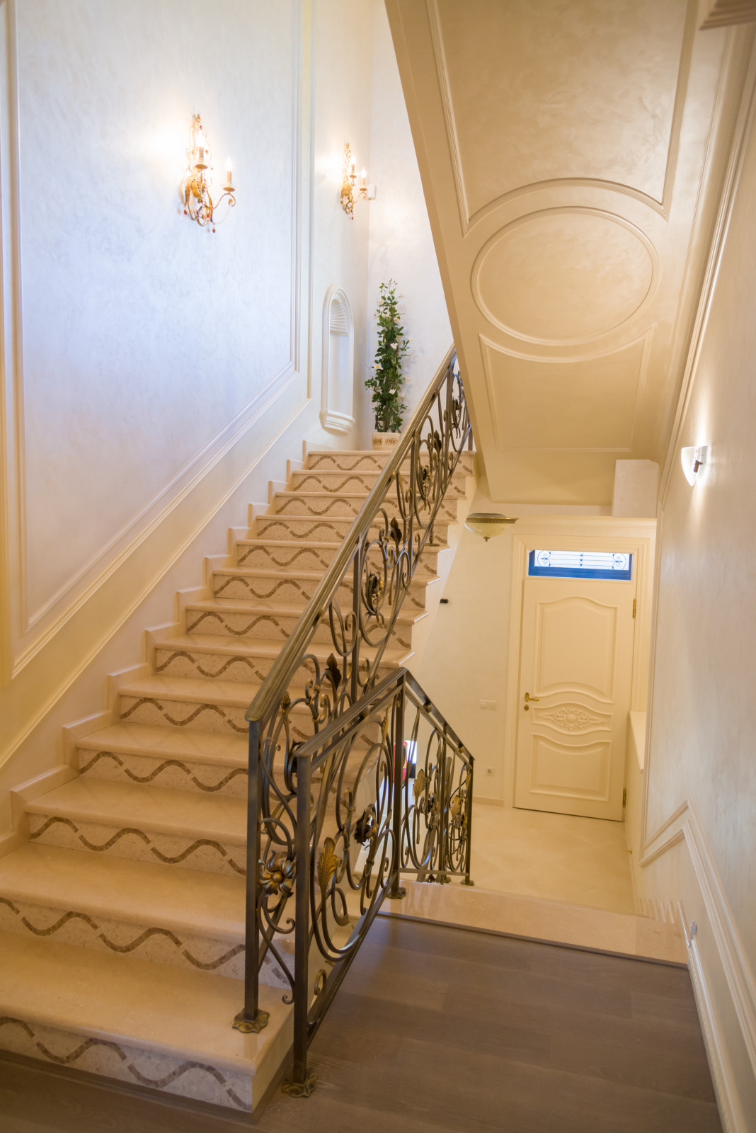 Интерьер дома в классическом стиле (500 кв м)