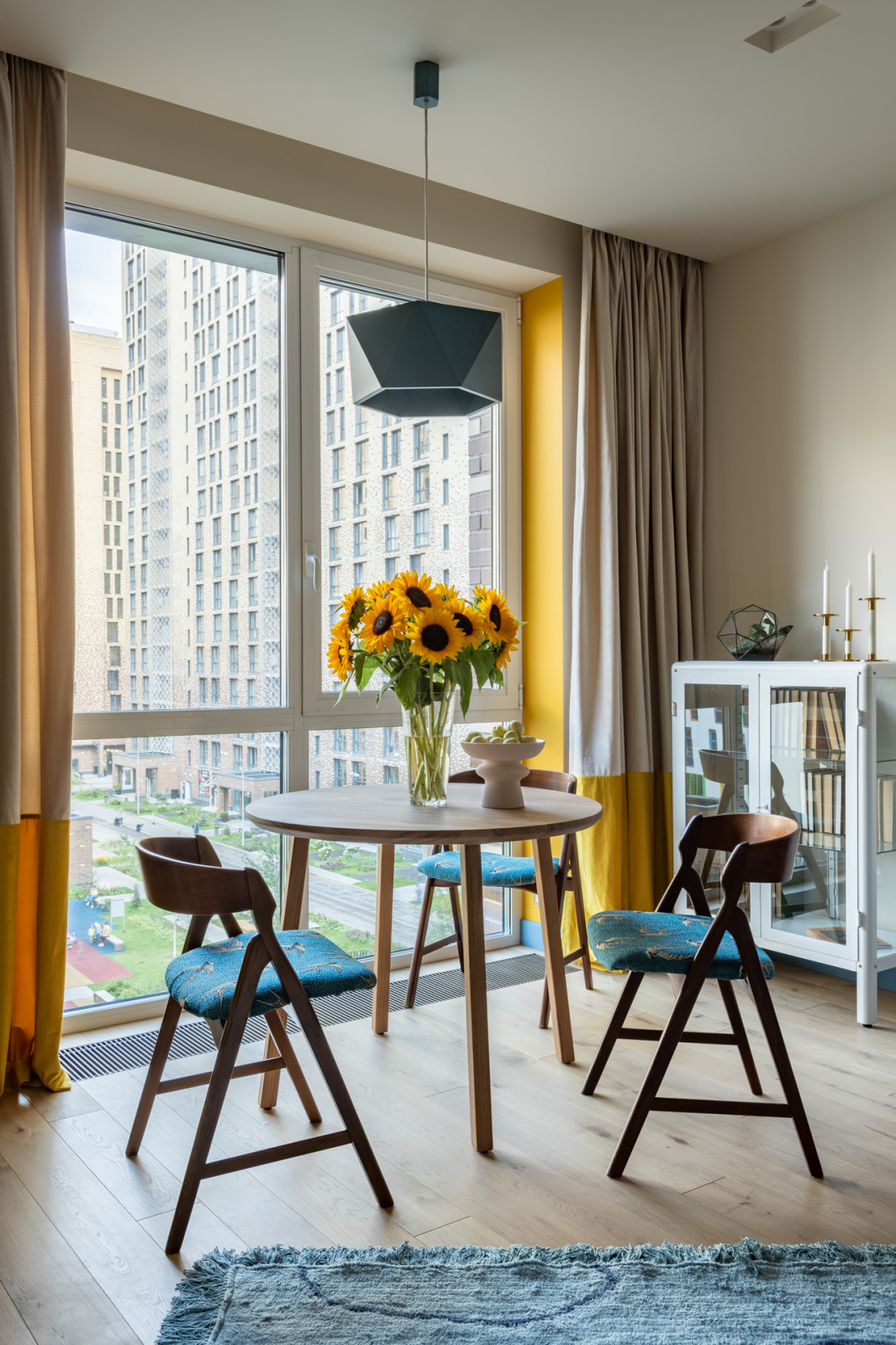 Яркая квартира