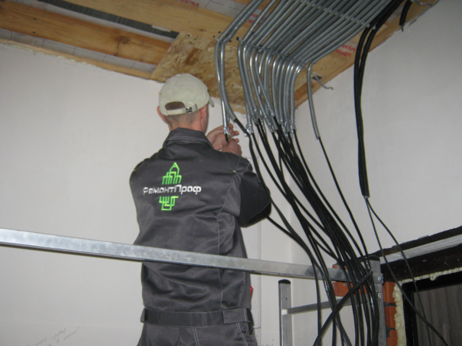 Обложка проекта: Коттедж. Электромонтажные работы