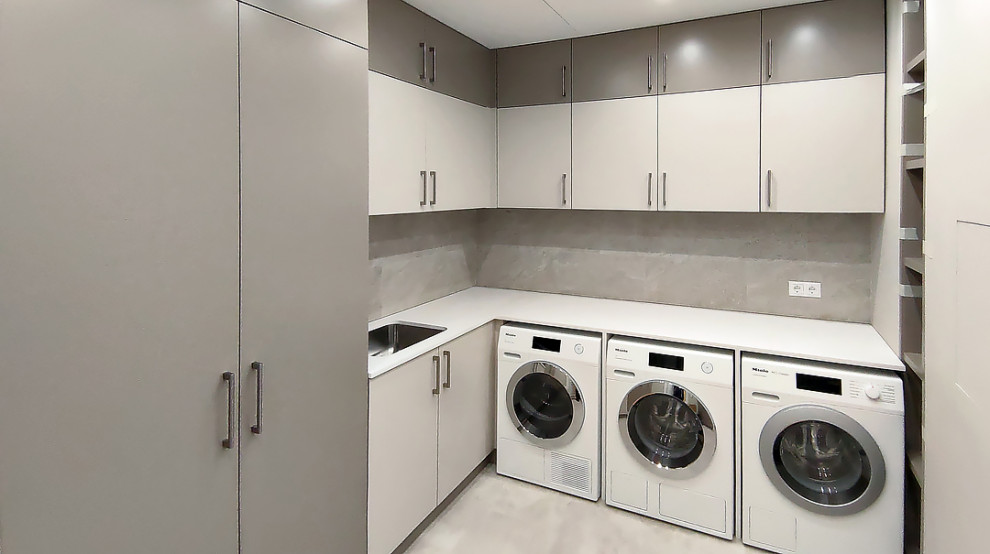 "ул. Академика Пилюгина"