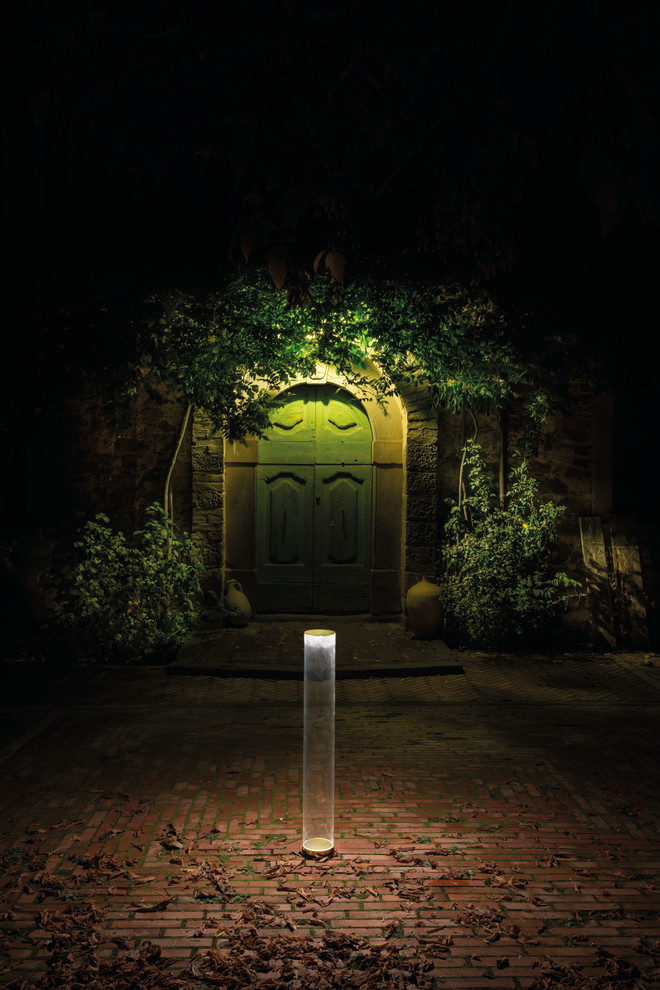 Электрическое освещение в саду: Что важно, а что — не очень