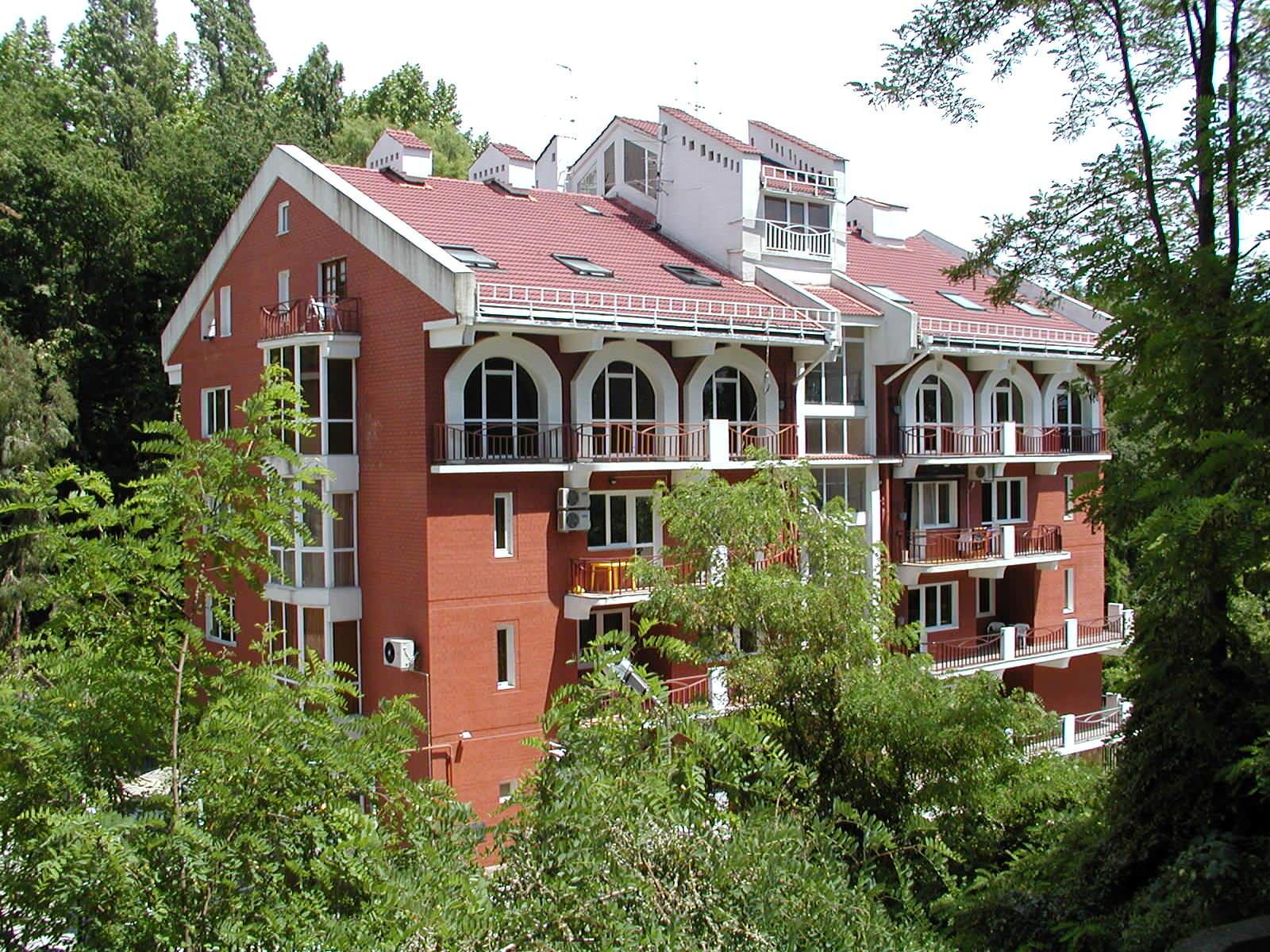 Обложка проекта: Многоквартирный жилой дом в Центральном районе г. Сочи