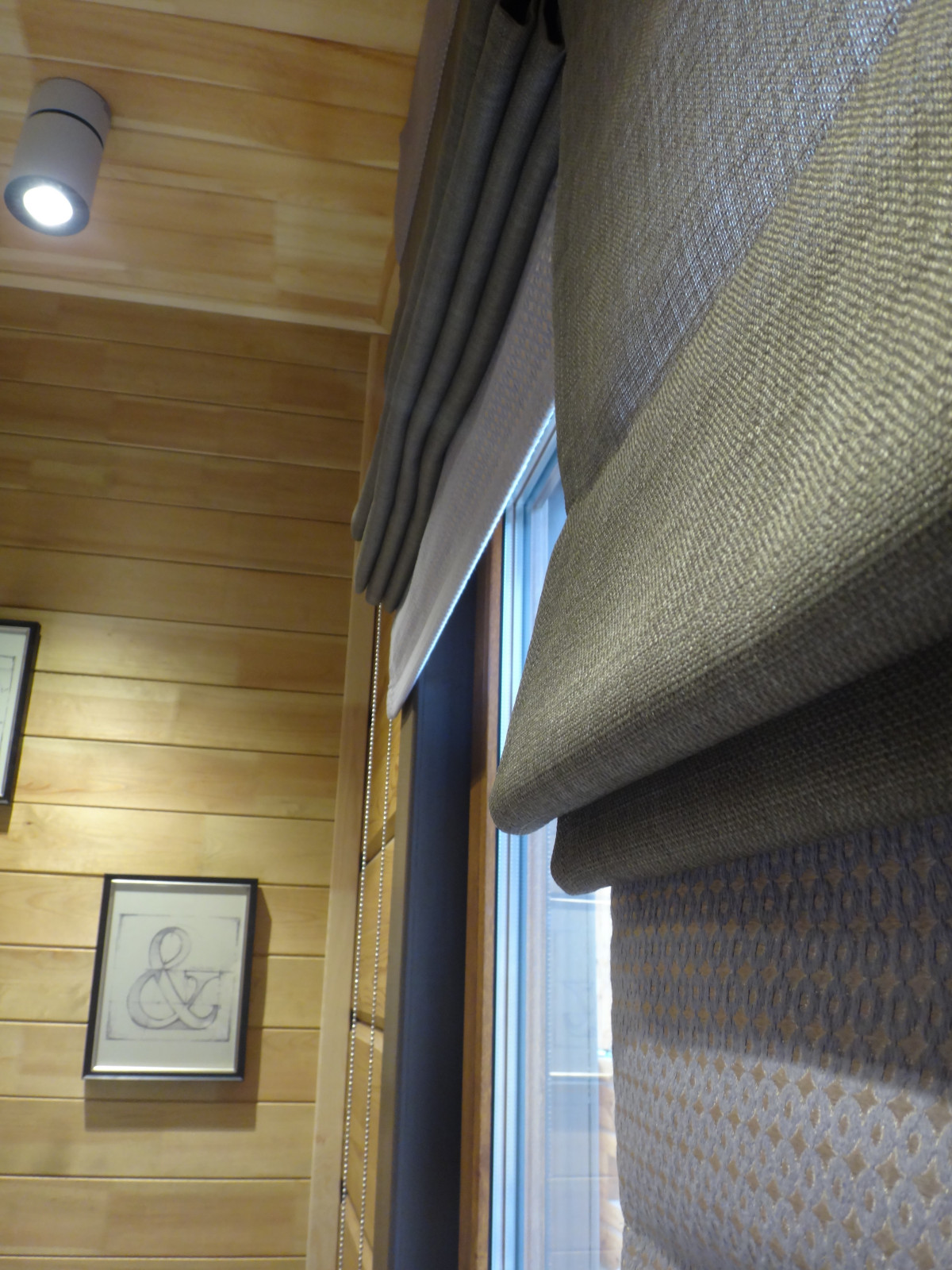 Частный дом из клееного бруса 500 кв.м.  д.Мостовское.