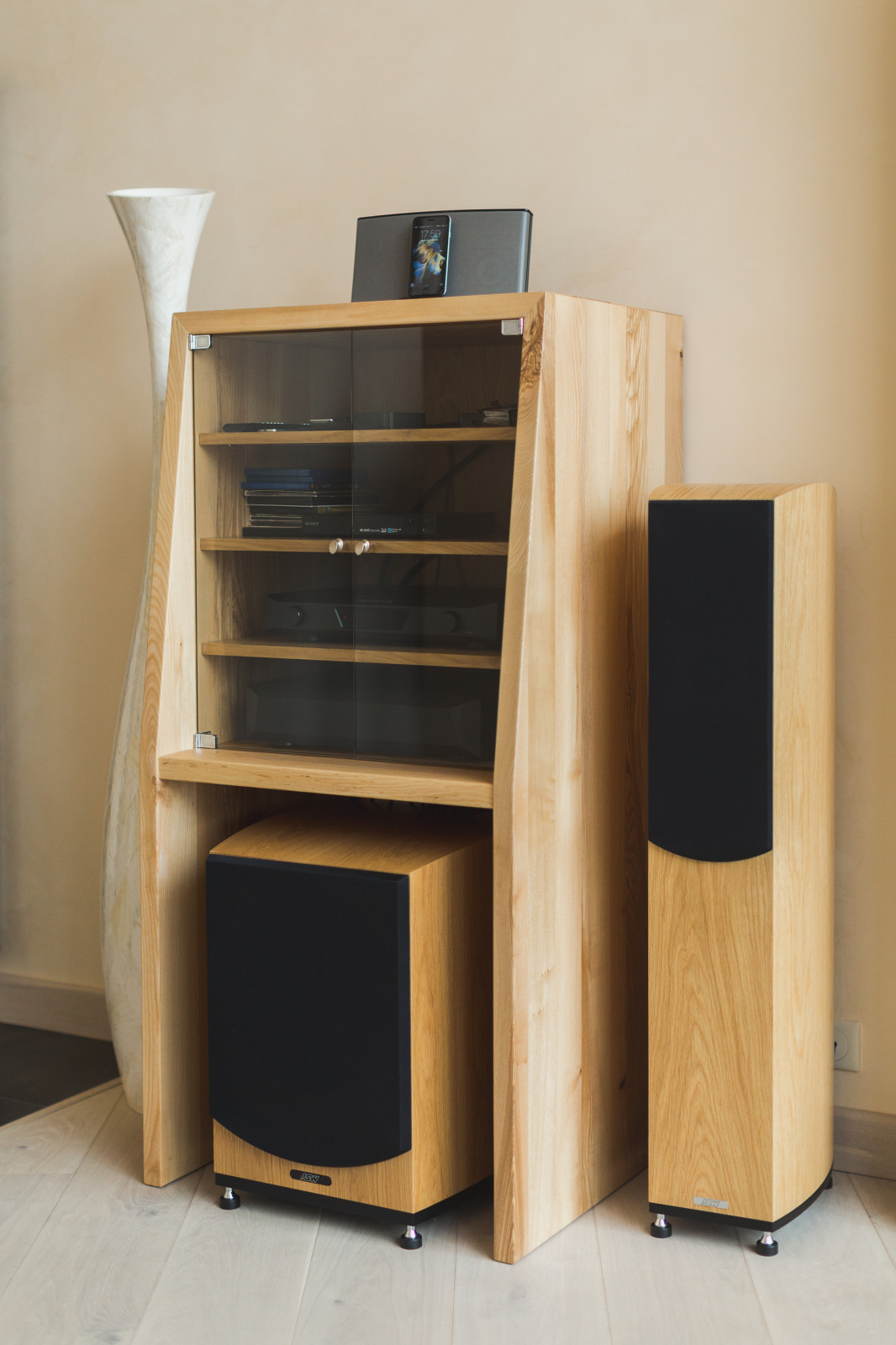 Комод и Стол