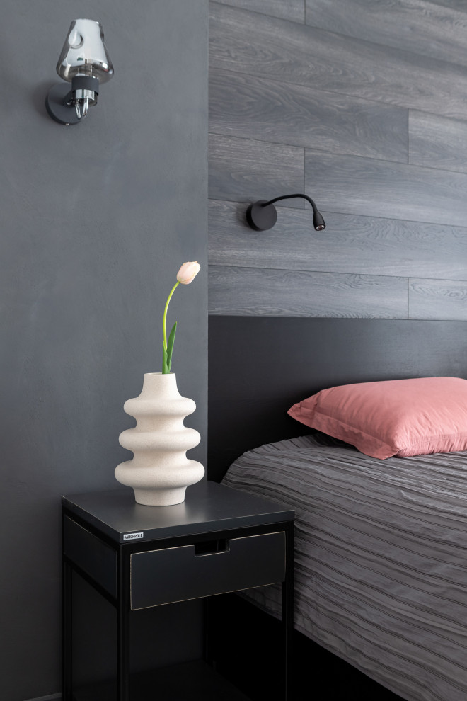 КВАРТИРА С ЯРКИМИ АКЦЕНТАМИ В СТАРОМ ФОНДЕ