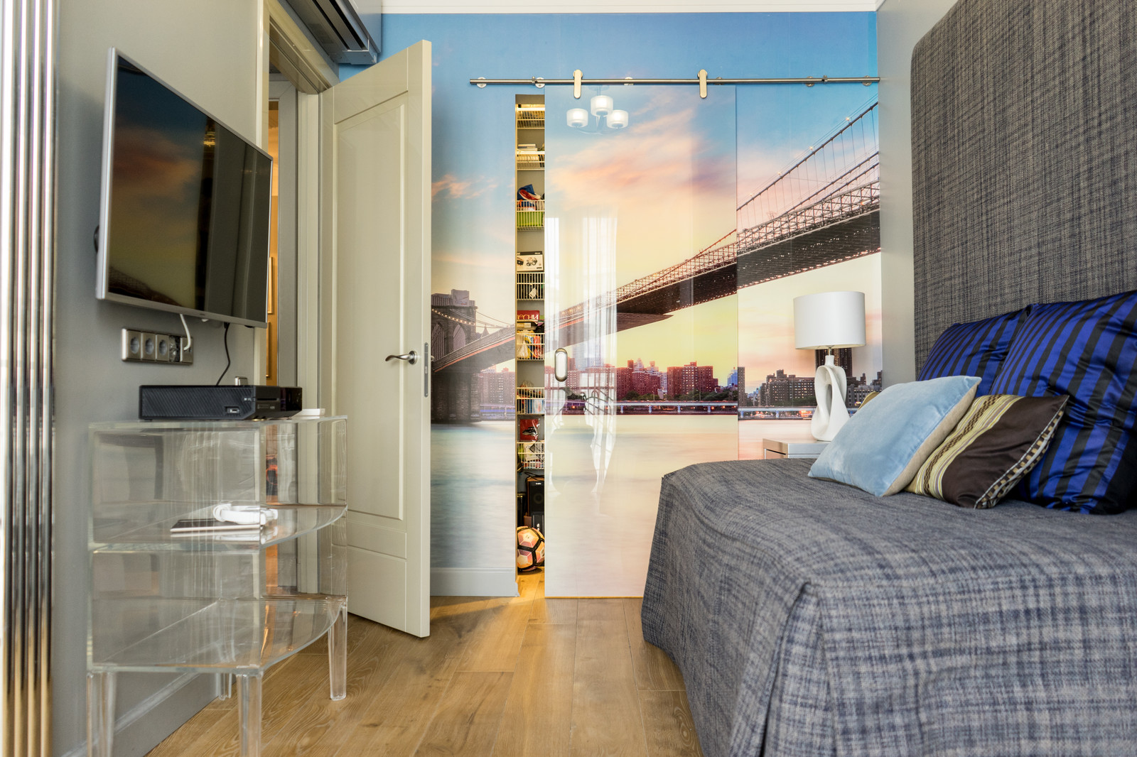 Обложка проекта: квартира на Малой Юшуньской