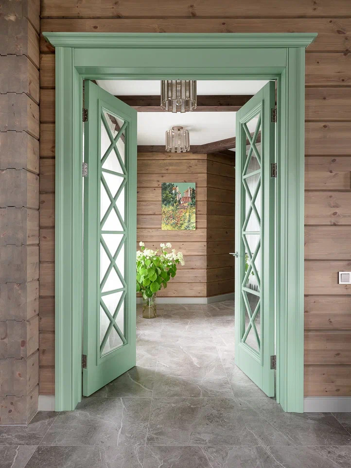 Дом из клееного бруса в стиле шале