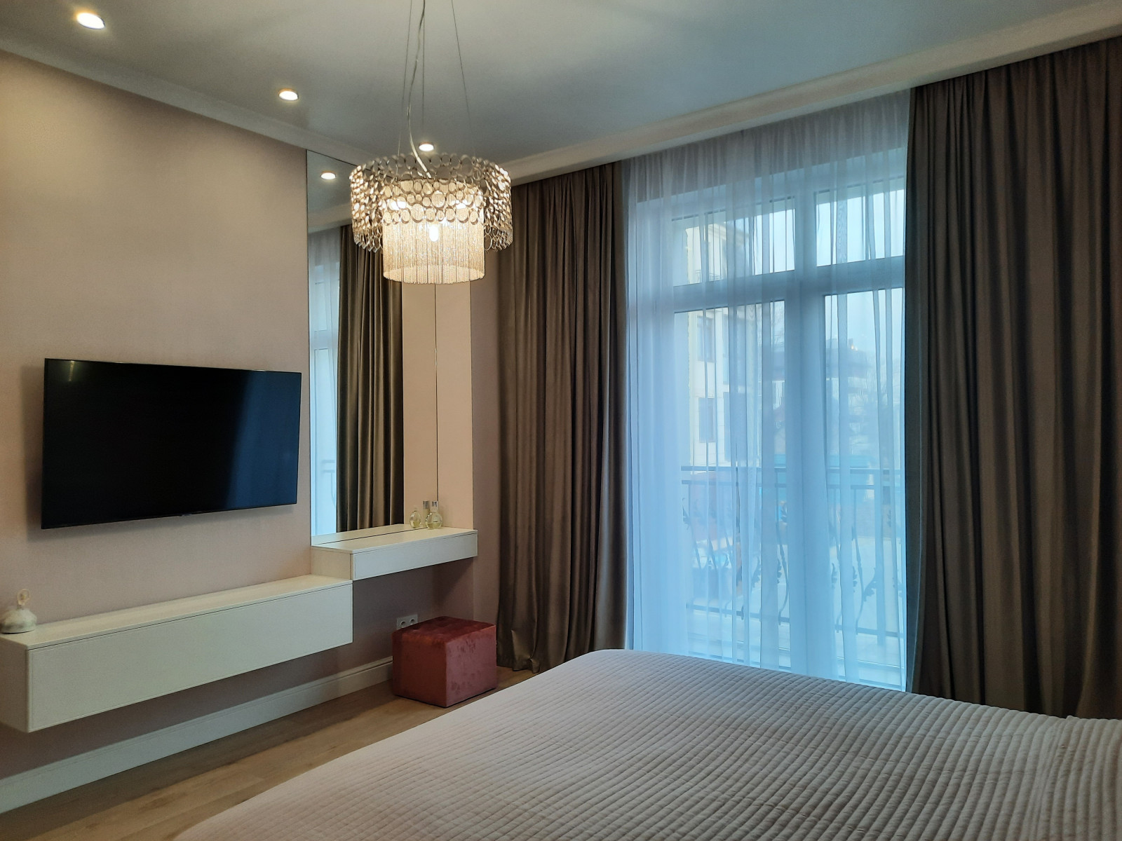 Дизайн-проект квартиры для молодой девушки с сыном в г. Калининграде